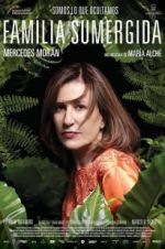 Watch A Family Submerged Putlocker